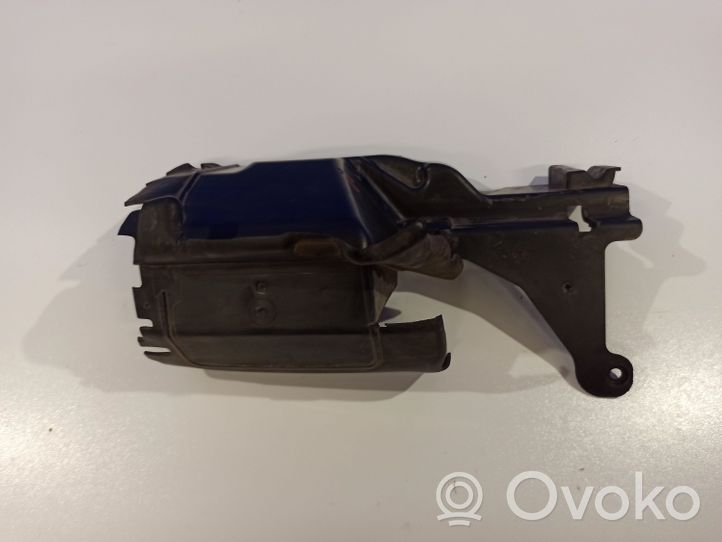 Volvo S60 Conducto/guía del intercooler 31353047