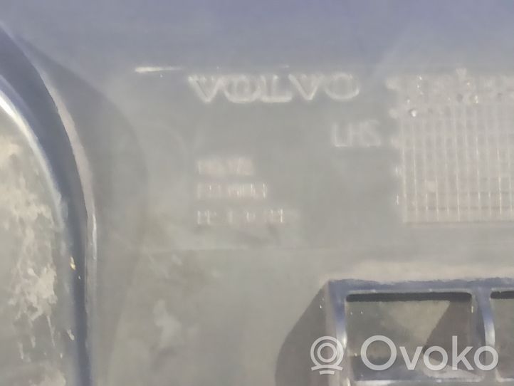 Volvo S80 Wlot / Kanał powietrza intercoolera 31214423
