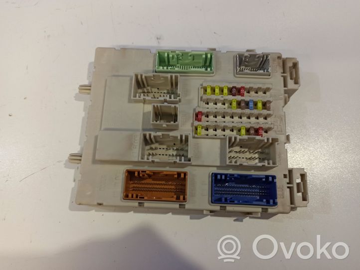 Ford Connect Relay mounting block 30S599F14F07