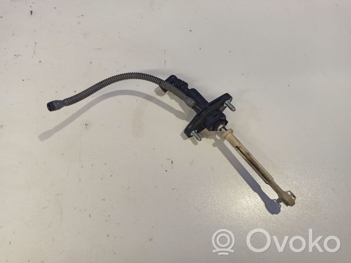 Volvo XC90 Clutch slave cylinder 30713427