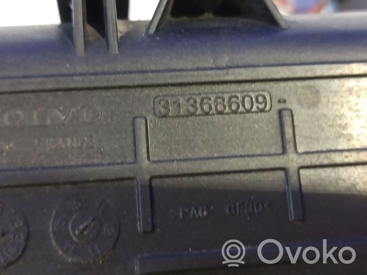 Volvo V60 Wąż / Rura intercoolera 31686412