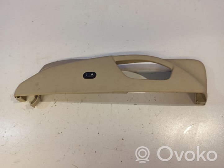 Volvo V60 Cornice di rivestimento della regolazione del sedile della portiera anteriore 39834768