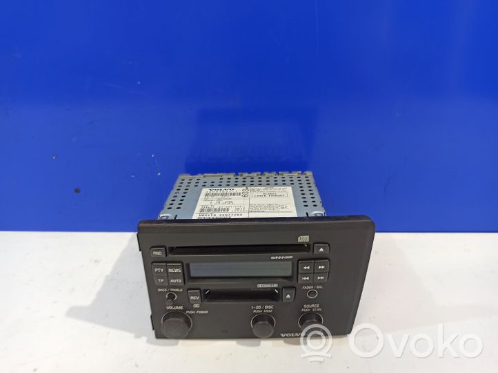 Volvo V70 Unidad delantera de radio/CD/DVD/GPS 30657637