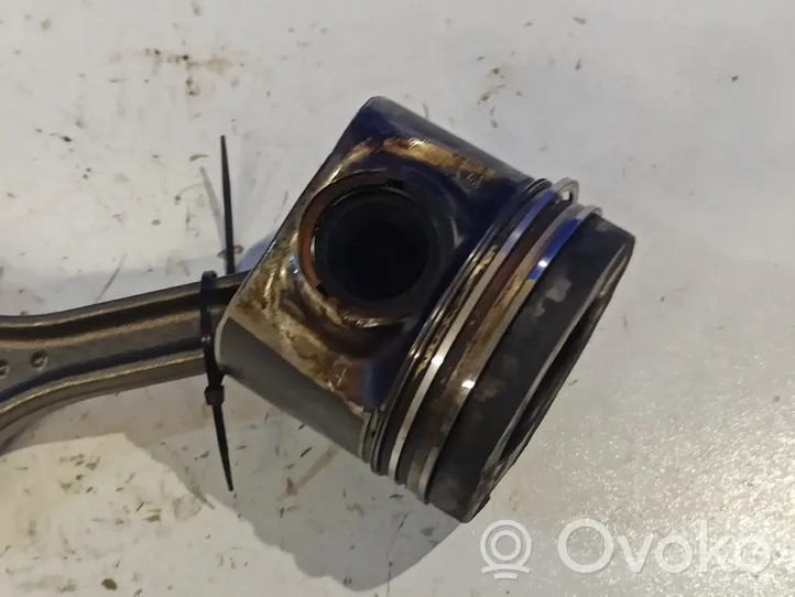 Volvo XC90 Piston 31375187