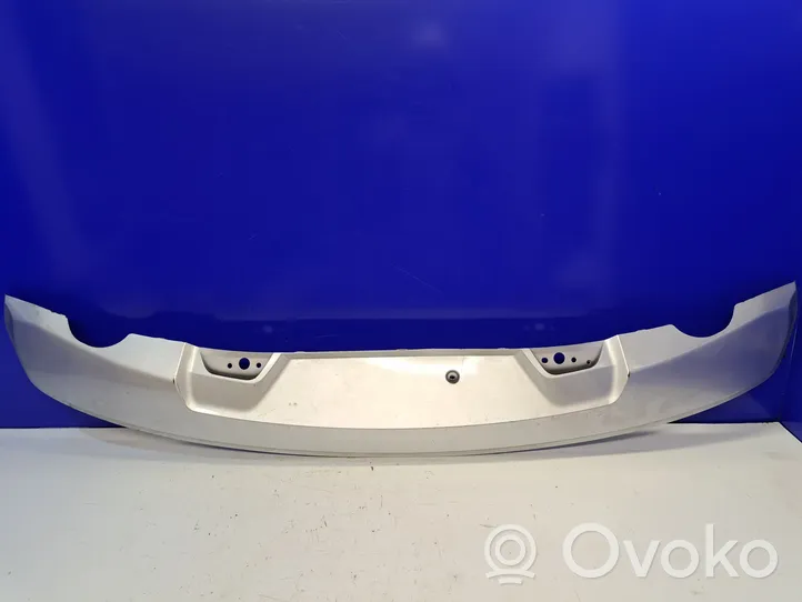 Volvo XC40 Rivestimento della parte inferiore del paraurti posteriore 32136122