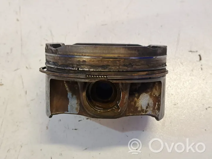 Volvo S60 Piston 32213692