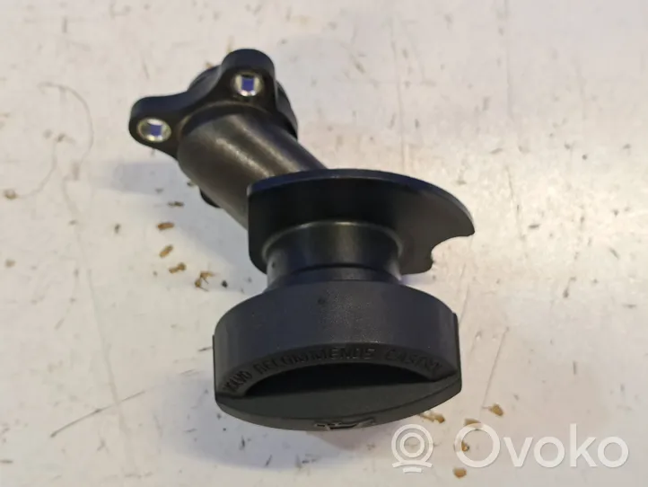 Volvo V70 Tappo carico dell’olio 31330189