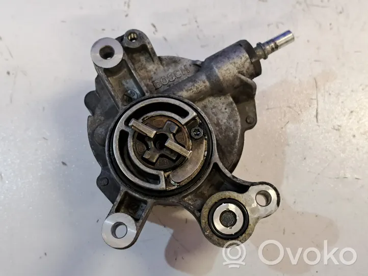 Volvo S40 Vacuum pump 30725859