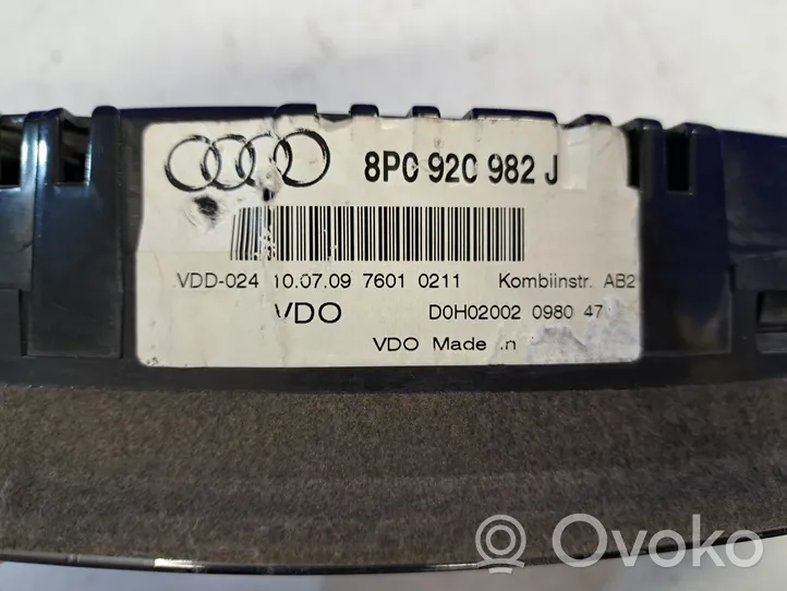 Audi A3 S3 8P Spidometrs (instrumentu panelī) 8P0920982J