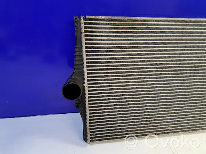 Volvo XC90 Радиатор интеркулера 31274553