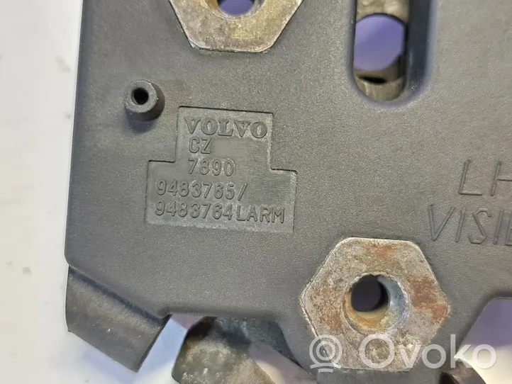 Volvo V70 Dzinēja pārsega slēdzene 9483765