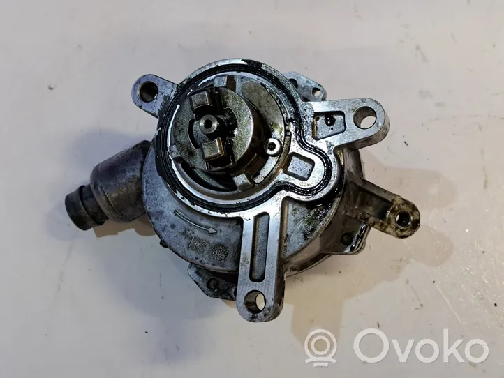 Volvo V70 Alipainepumppu 8658230