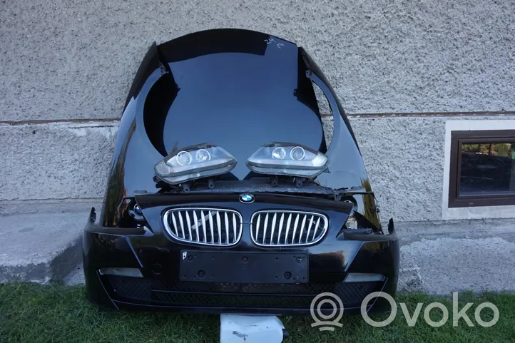 BMW Z4 E85 E86 Dangtis variklio (kapotas) 