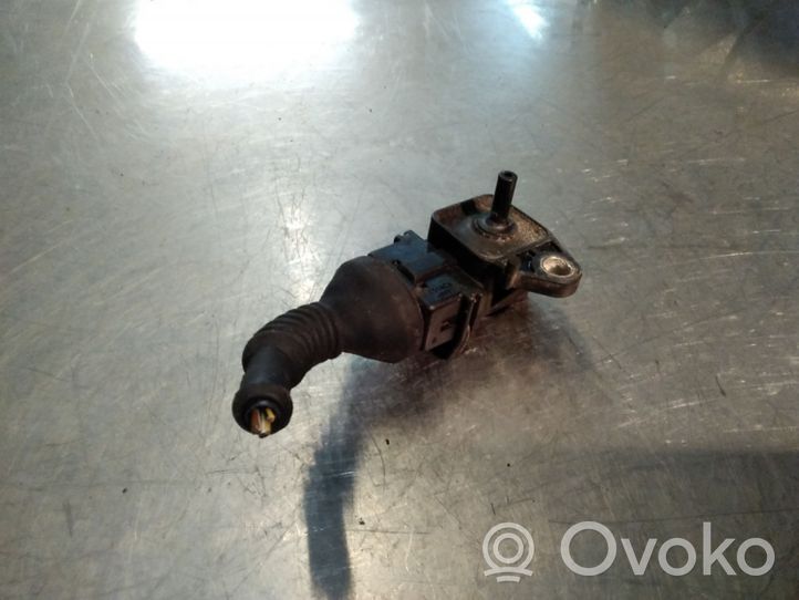 Audi A6 S6 C4 4A Air pressure sensor 046130385A