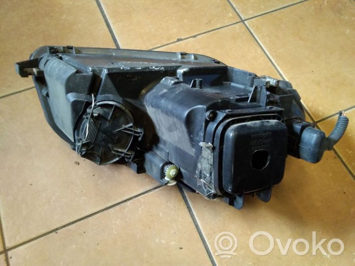 Audi A3 S3 8P Lampa przednia 0301206601