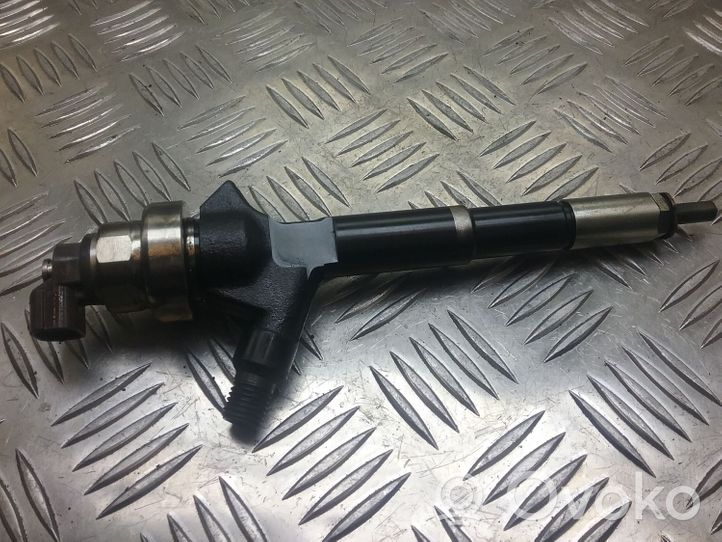 Opel Corsa D Fuel injector 89973762703