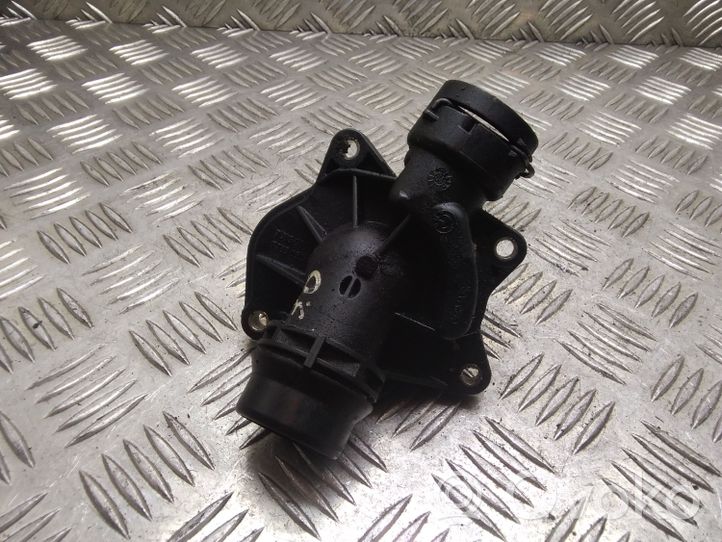 BMW 3 E46 Termostat / Obudowa termostatu 7785052