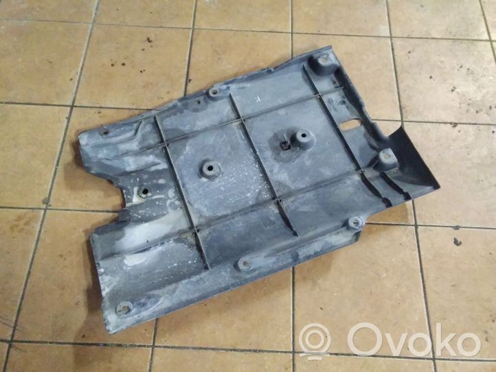 Nissan Qashqai Osłona boczna podwozia 748154EA0C