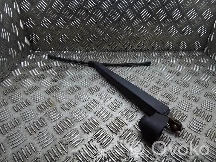 Volkswagen Multivan T5 Rear wiper blade arm 