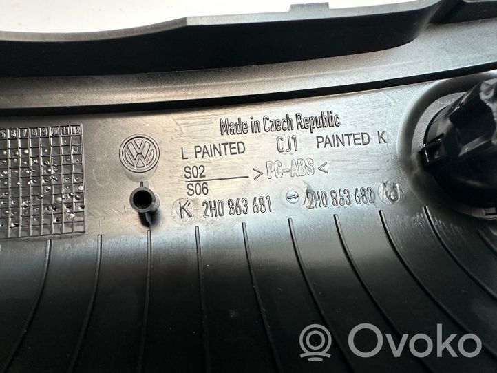 Volkswagen Amarok Other interior part 2H0863681