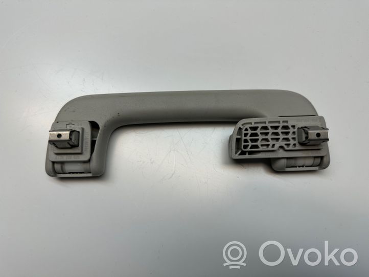 Volkswagen Amarok Uchwyt / Rączka sufitowa tylna 8R0857608D