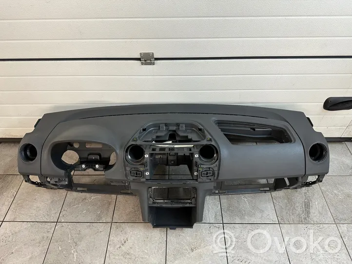 Volkswagen Amarok Tableau de bord 2H1857005T