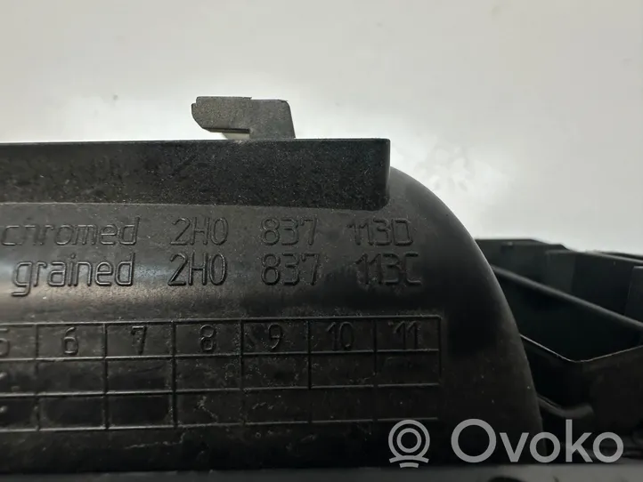 Volkswagen Amarok Klamka wewnętrzna drzwi tylnych 2H0837113D