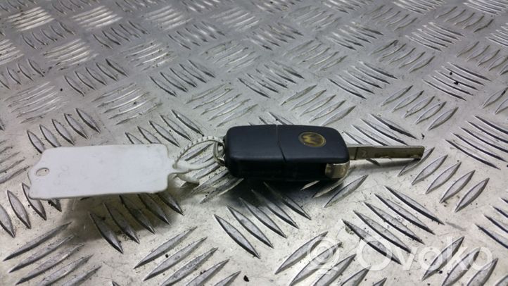 Volkswagen Tiguan Ignition key/card 