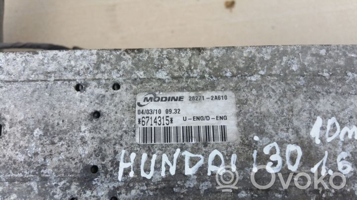 Hyundai i30 Välijäähdyttimen jäähdytin 282712A610