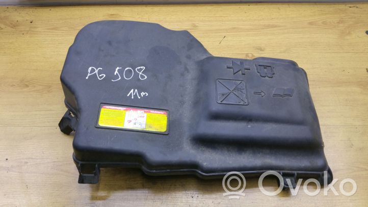 Peugeot 508 Tapa/cubierta para la caja de la batería 9687925880