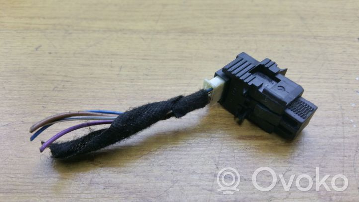 Mini One - Cooper Coupe R56 Brake pedal sensor switch 914688962