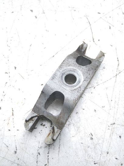 Seat Ibiza IV (6J,6P) Fuel Injector clamp holder 