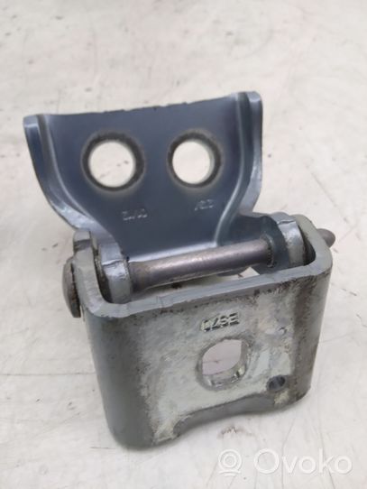 Citroen DS5 Rear door upper hinge 