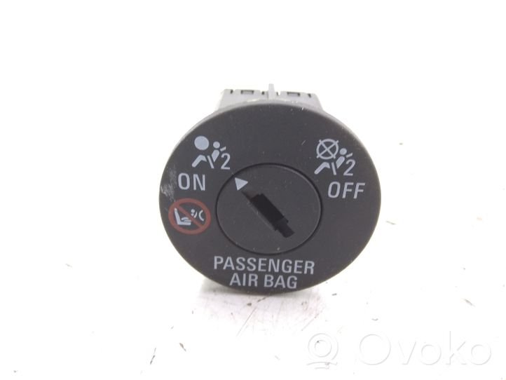 Opel Antara Interrupteur commutateur airbag passager 13577258