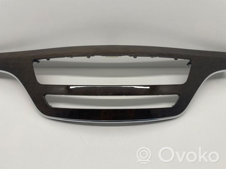 Mercedes-Benz S W221 Отделка внутренней панели a2216807571