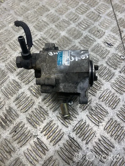 Toyota Avensis Verso Vacuum pump 08100025