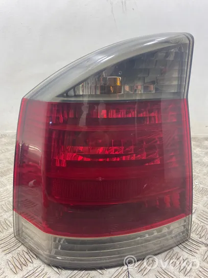 Opel Vectra C Lampa tylna 13157646