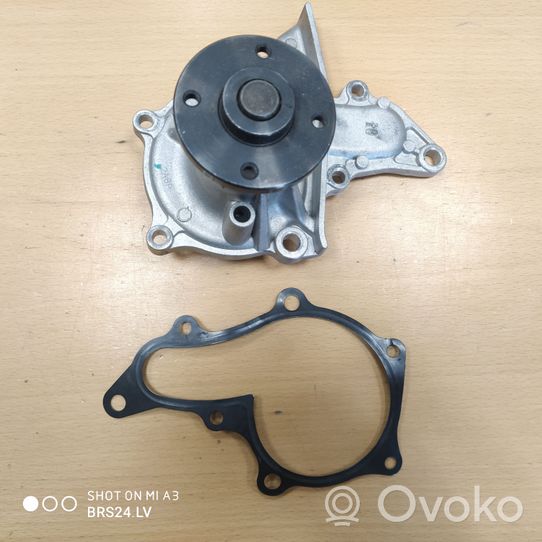 Toyota Avensis T220 Water pump 352316171092