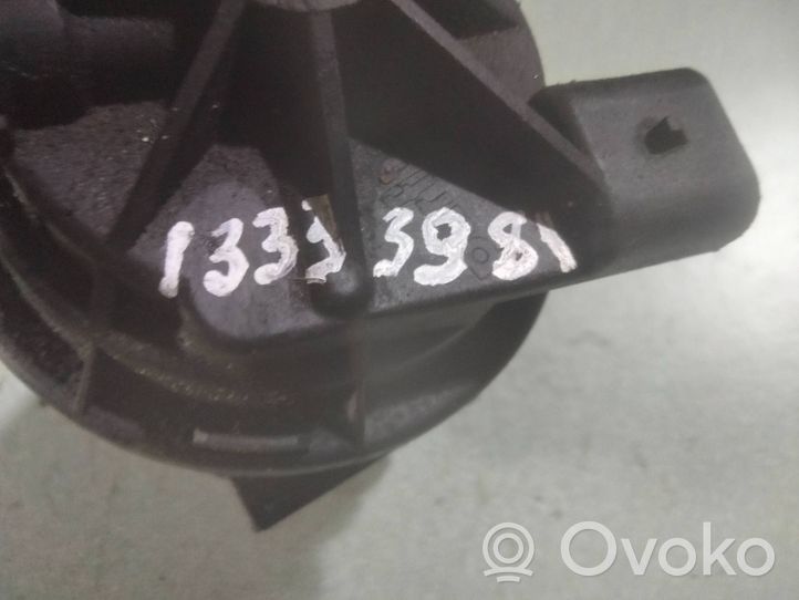 Opel Zafira B Alloggiamento del filtro del carburante 13333981