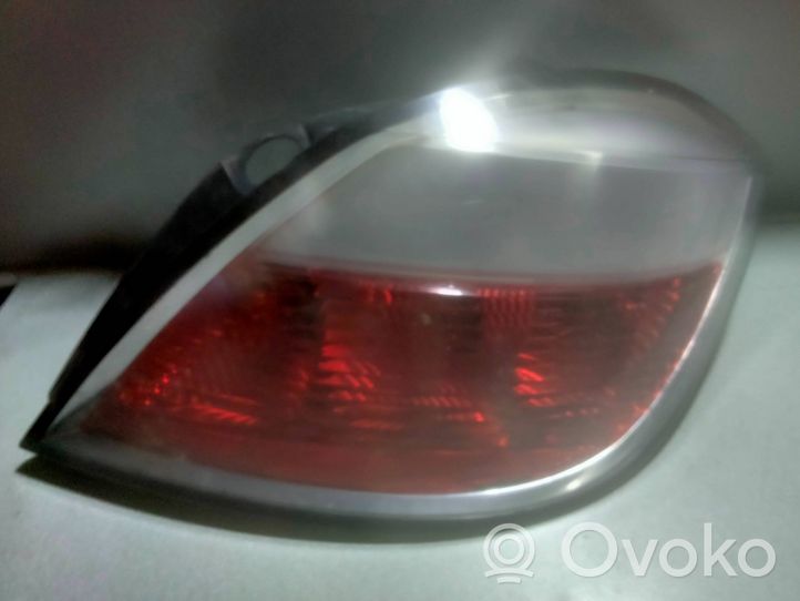 Opel Astra H Luci posteriori 24451837