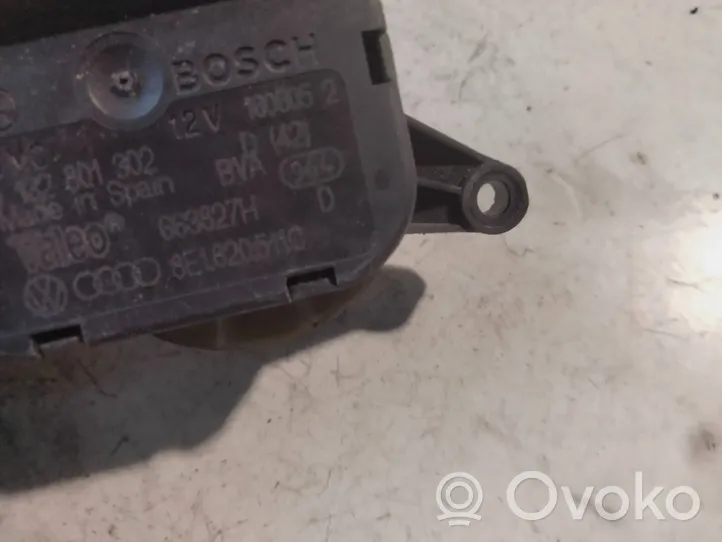 Audi A4 S4 B7 8E 8H Moteur / actionneur de volet de climatisation 8E1820511C