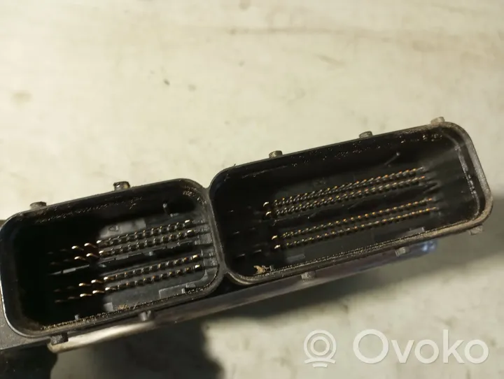 Opel Vectra C Sterownik / Moduł ECU 55566277