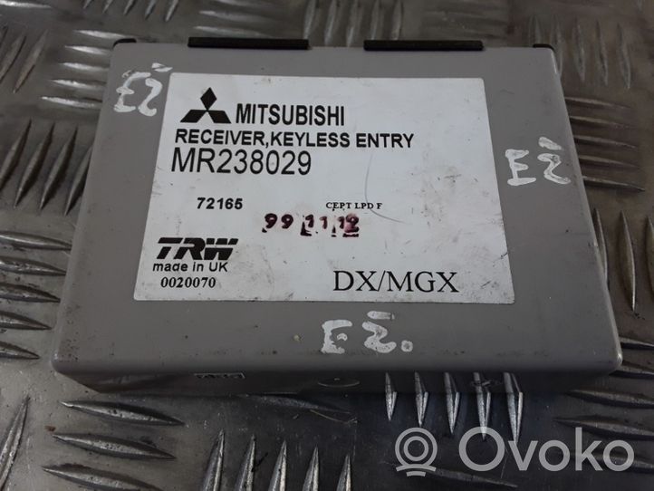 Mitsubishi Carisma Unité de commande / module de verrouillage centralisé porte MR238029