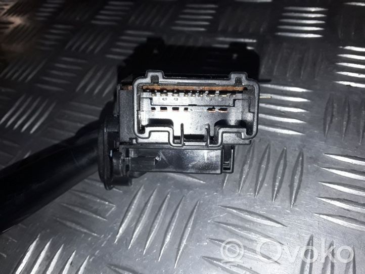 Subaru Forester SG Commodo d'essuie-glace 17A164LH1