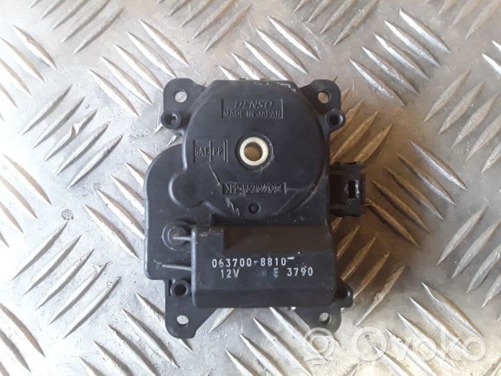 Lexus RX 330 - 350 - 400H Stellmotor Heizung Klima 0637008810