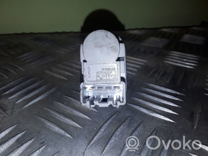 Ford Transit -  Tourneo Connect Stabdžių pedalo daviklis 8T4T9G854AA