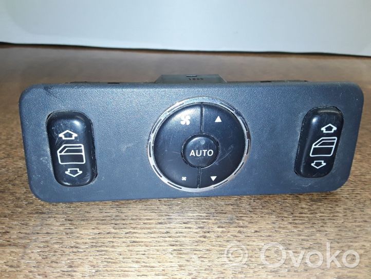 Mercedes-Benz ML W163 Electric window control switch A1638200326