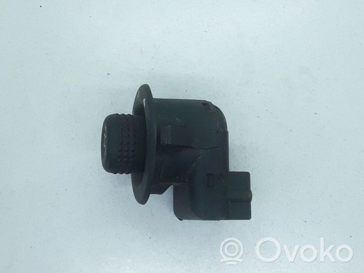 Ford Fiesta Bouton de commutateur rétroviseur latéral 93BG17B676BA