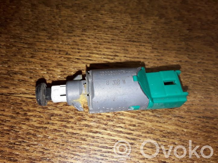 253250007R Renault Megane III Capteur pédale de frein, 9.50 € | OVOKO