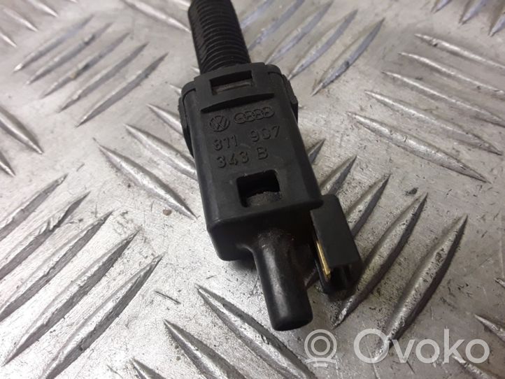 Volkswagen Caddy Clutch pedal sensor 811907343B